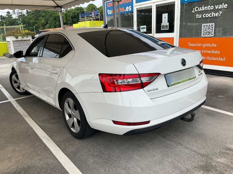 Skoda Superb 2.0 TDI Ambition 2016 – снимка 6