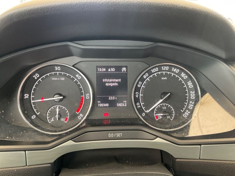 Skoda Superb 2.0 TDI Ambition 2016 – снимка 18