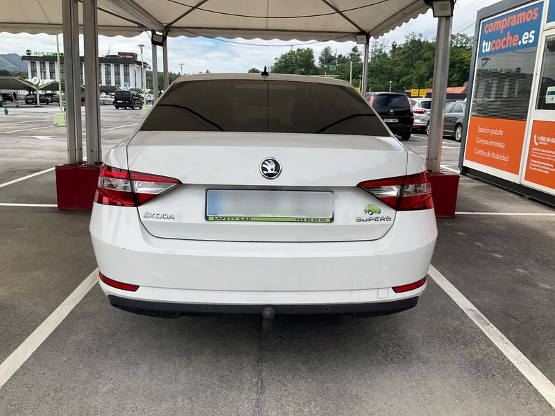 Skoda Superb 2.0 TDI Ambition 2016 – снимка 7