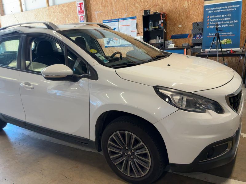 Peugeot 2008 1.6 Blue-HDi 2017 – снимка 8