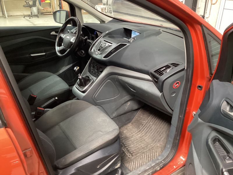 Ford C-Max 1.6 TDCi Trend 2011 – снимка 3