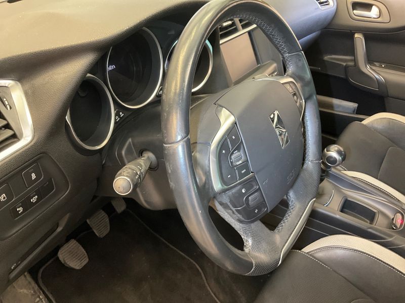 Citroen DS4 1.2 PureTech SoChic 2014 – снимка 24
