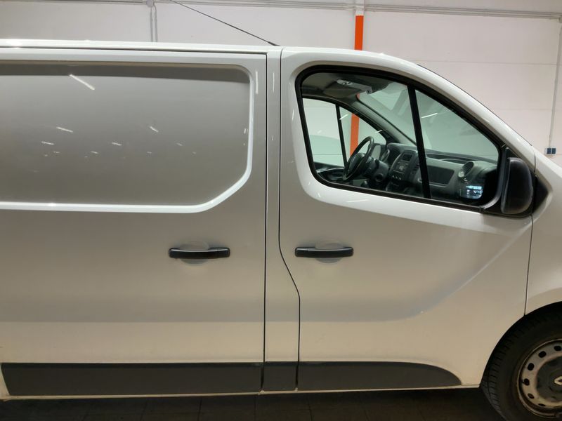 Renault Trafic 1.6 dCi L1H1 2,7t Komfort 2017 – снимка 10