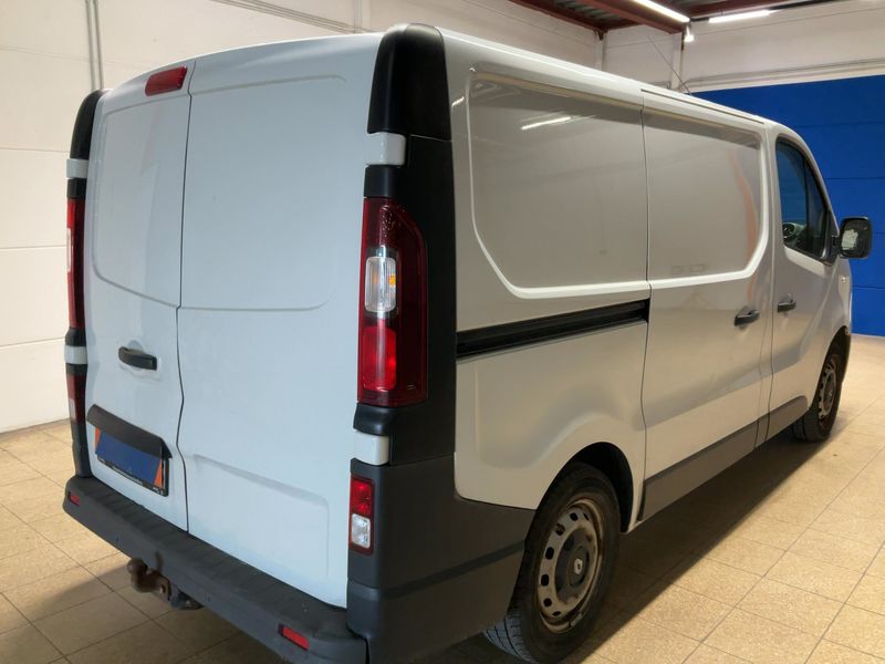 Renault Trafic 1.6 dCi L1H1 2,7t Komfort 2017 – снимка 8