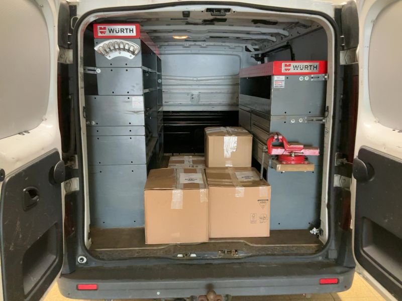 Renault Trafic 1.6 dCi L1H1 2,7t Komfort 2017 – снимка 15