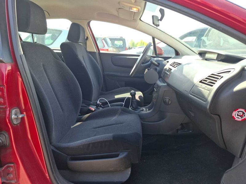 Citroen C4 1.6 HDi Confort 2010 – снимка 10