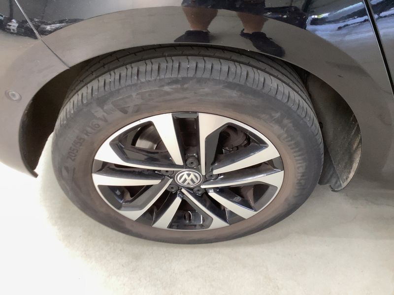 Volkswagen Golf VII 1.6 TDI IQ-DRIVE 2019 – снимка на щета 9