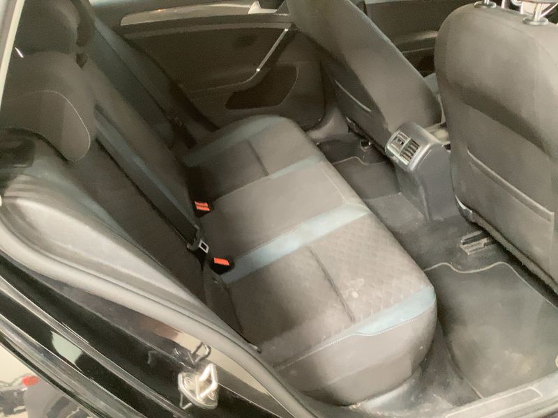 Volkswagen Golf VII 1.6 TDI IQ-DRIVE 2019 – снимка 19