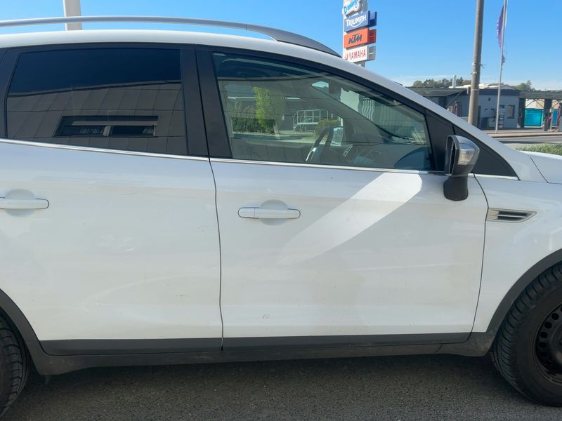 Ford Kuga 2.0 TDCi Trend 2011 – снимка 10