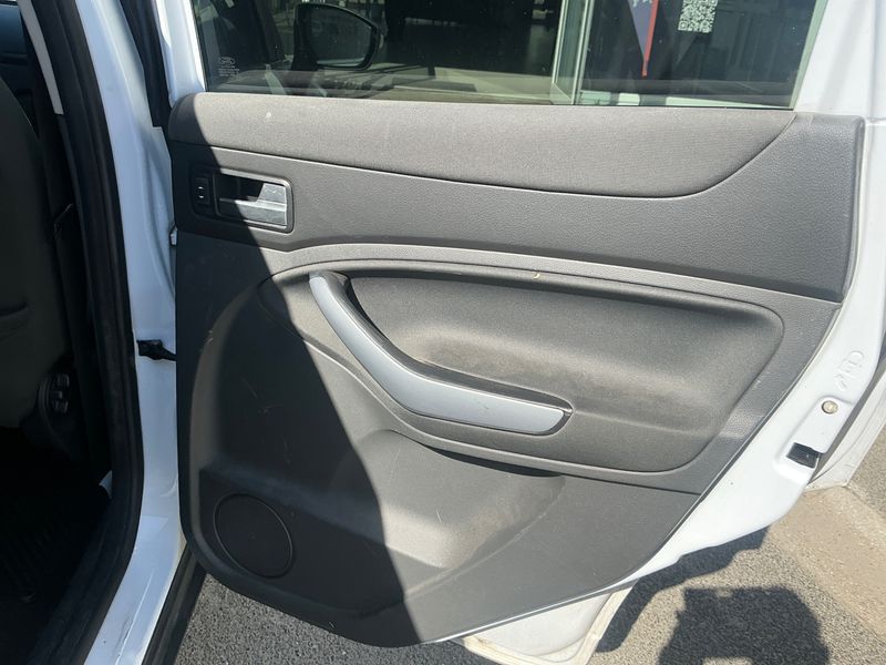 Ford Kuga 2.0 TDCi Trend 2011 – снимка 29
