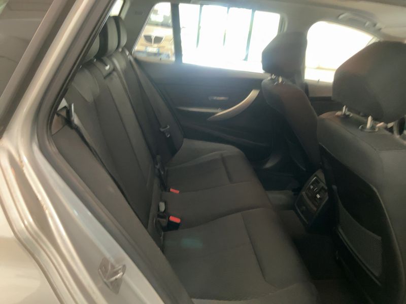 BMW 3er 318d Advantage 2017 – снимка 14