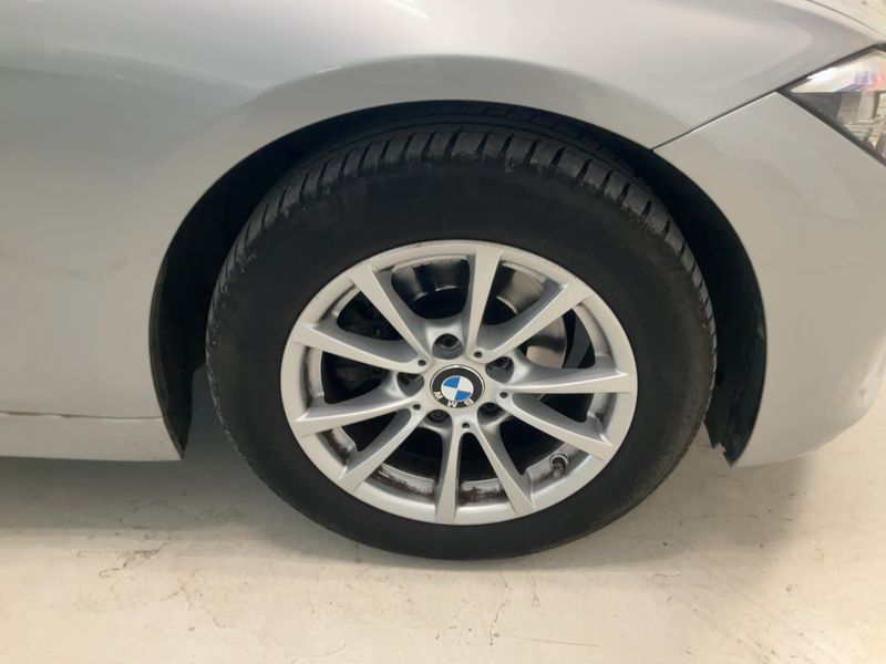 BMW 3er 318d Advantage 2017 – снимка 19