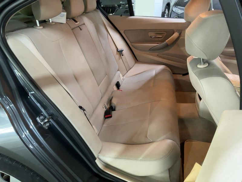 BMW 3er 320d 2012 – снимка 19
