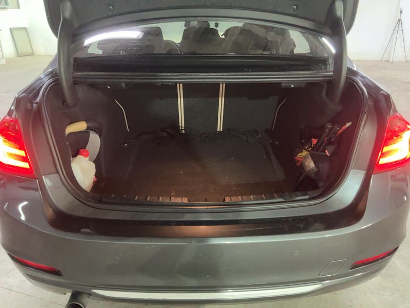 BMW 3er 320d 2012 – снимка 15