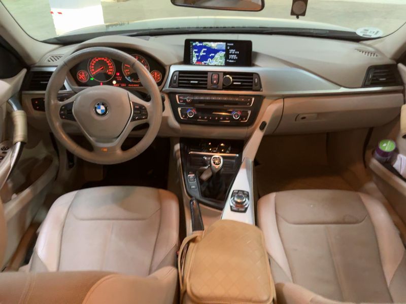 BMW 3er 320d 2012 – снимка 17