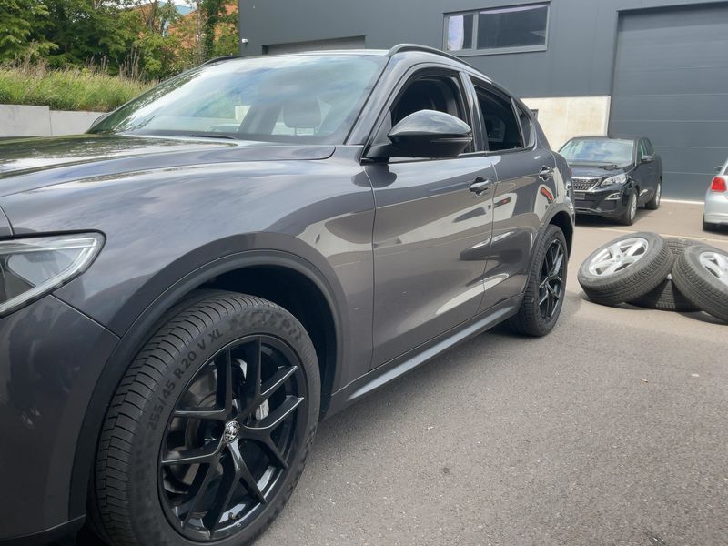 Alfa Romeo Stelvio 2.0 Turbo B-Tech Q4 2019 – снимка 2