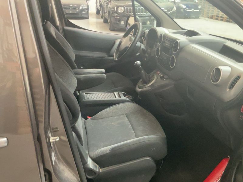 Peugeot Partner 1.2 PureTech Style 2017 – снимка 16