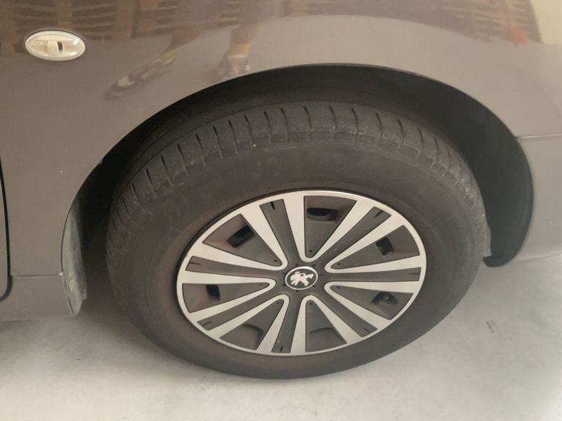 Peugeot Partner 1.2 PureTech Style 2017 – снимка 11