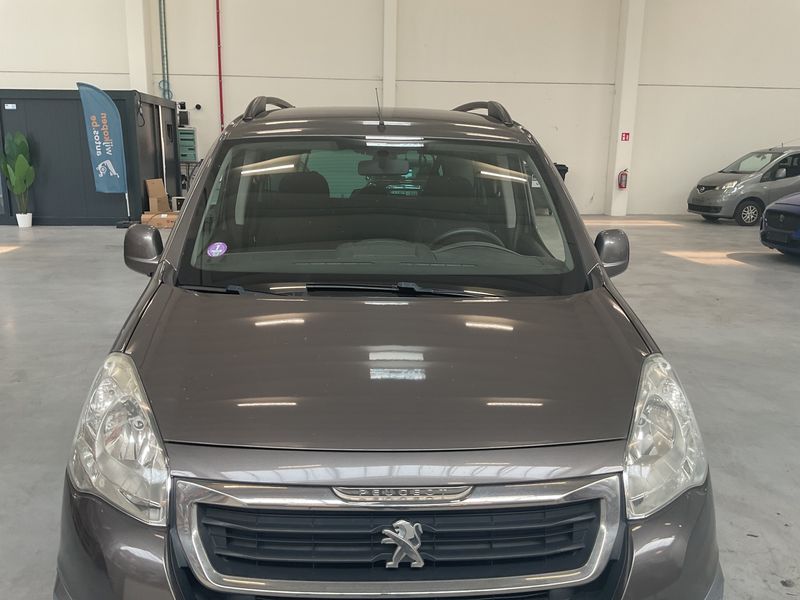 Peugeot Partner 1.2 PureTech Style 2017 – снимка 40