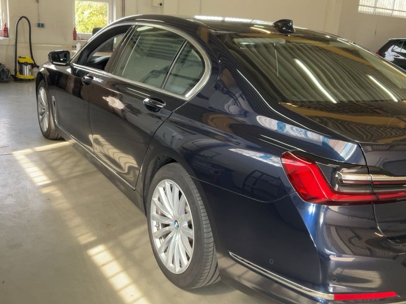 BMW 7er 750i L xDrive 2019 – снимка 6