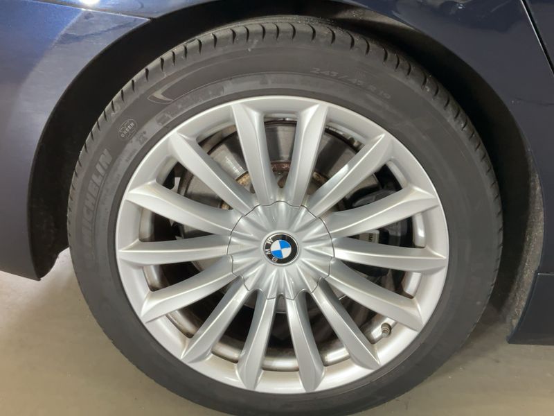BMW 7er 750i L xDrive 2019 – снимка 9