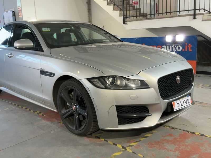 Jaguar XF 25d R-Sport AWD 2019 – снимка 12
