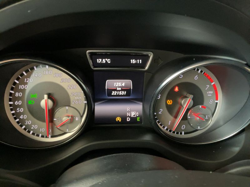 Mercedes-Benz CLA-Klasse CLA 180 AMG Line 2015 – снимка 18