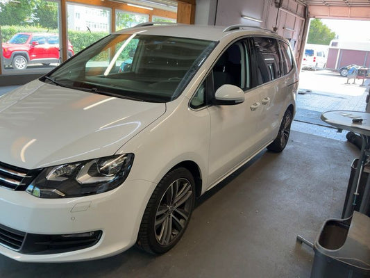 Volkswagen Sharan 2.0 TDI Comfortline BlueMotion Tech 2015 – снимка 2