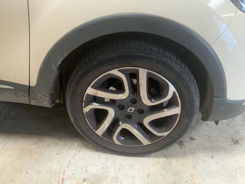 Renault Captur 1.5 dCi Energy Intens 2014 – снимка 11