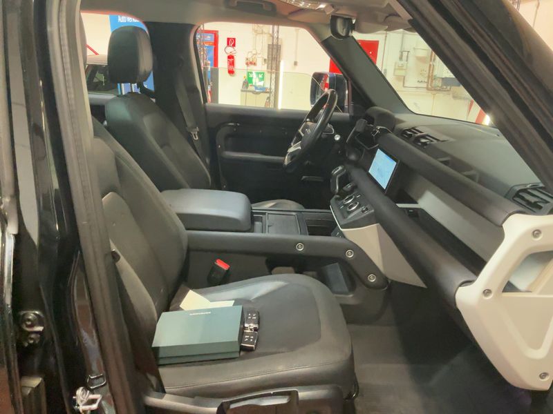 Land Rover Defender D240 110 S 2020 – снимка 16