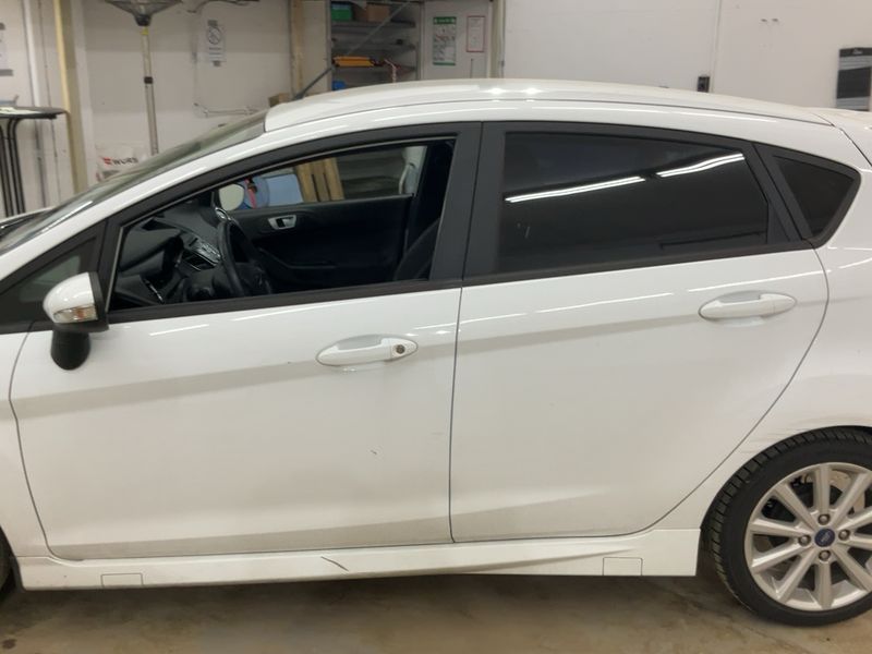 Ford Fiesta 1.0 EcoBoost ST-Line 2017 – снимка 4