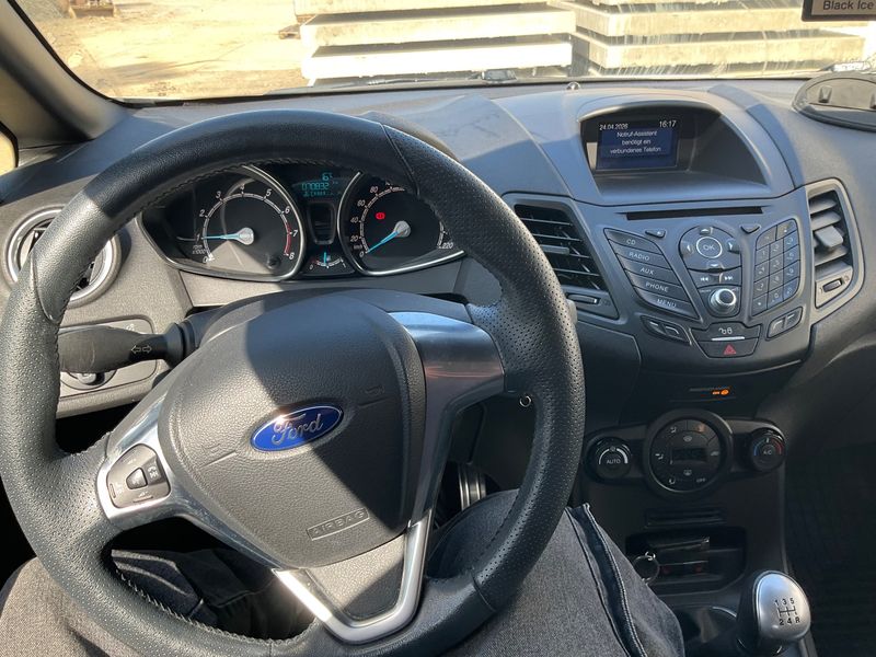 Ford Fiesta 1.0 EcoBoost ST-Line 2017 – снимка 18