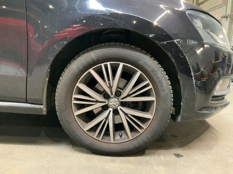 Volkswagen Polo 1.2 TSI Allstar BlueMotion Tech 2016 – снимка 11