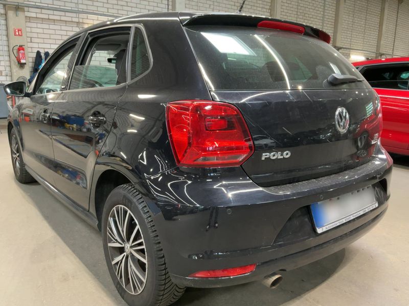 Volkswagen Polo 1.2 TSI Allstar BlueMotion Tech 2016 – снимка 6