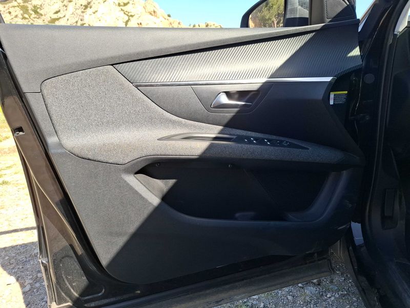 Peugeot 3008 1.5 Blue-HDi Active Business 2018 – снимка 60