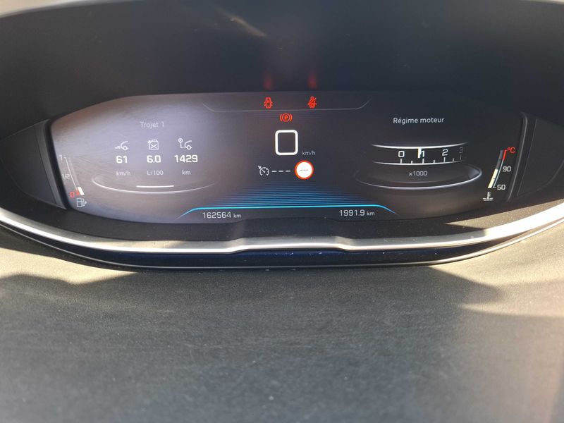Peugeot 3008 1.5 Blue-HDi Active Business 2018 – снимка 12