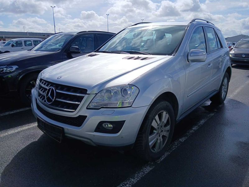 Mercedes-Benz M-Klasse ML 320 CDI 2009 – снимка 1