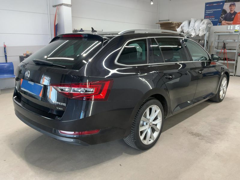 Skoda Superb 2.0 TDI Style 4x4 2017 – снимка 8