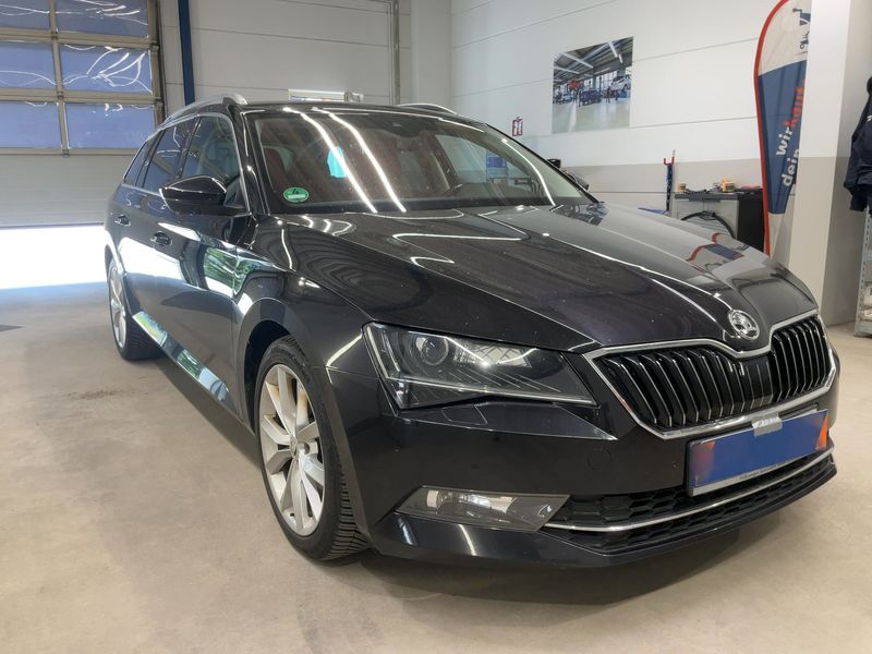 Skoda Superb 2.0 TDI Style 4x4 2017 – снимка 12