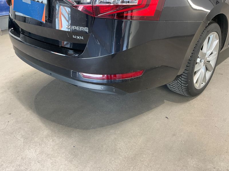 Skoda Superb 2.0 TDI Style 4x4 2017 – снимка 26