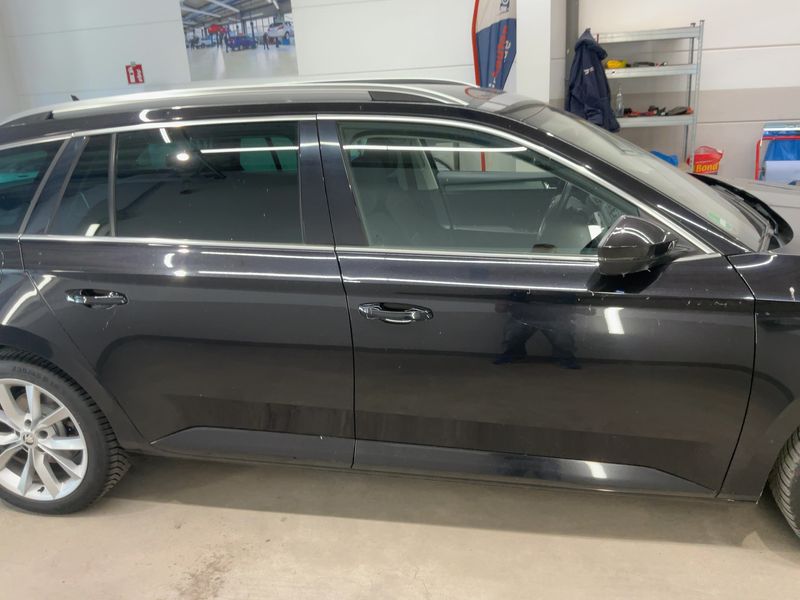 Skoda Superb 2.0 TDI Style 4x4 2017 – снимка 10