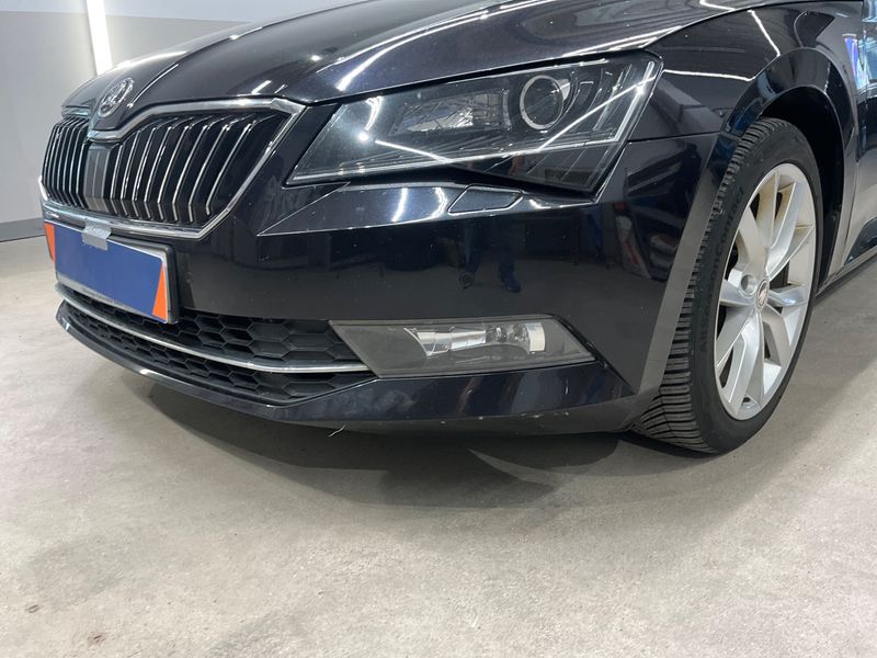 Skoda Superb 2.0 TDI Style 4x4 2017 – снимка 29