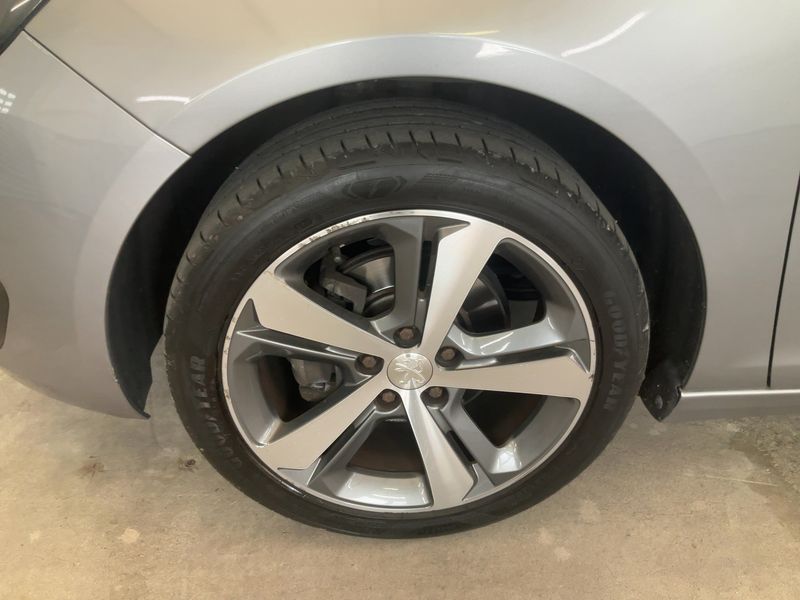 Peugeot 308 1.6 Blue-HDi Allure 2016 – снимка 3