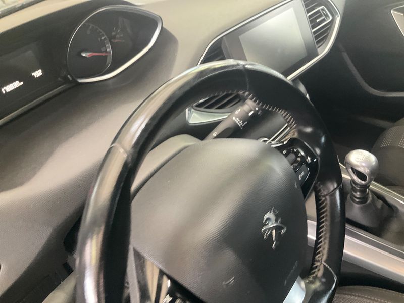 Peugeot 308 1.6 Blue-HDi Allure 2016 – снимка 34