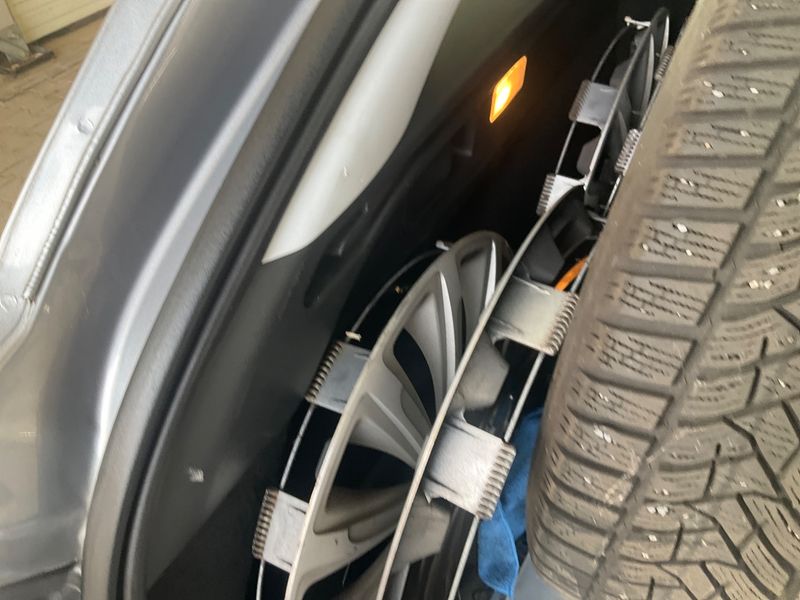 Peugeot 308 1.6 Blue-HDi Allure 2016 – снимка 33