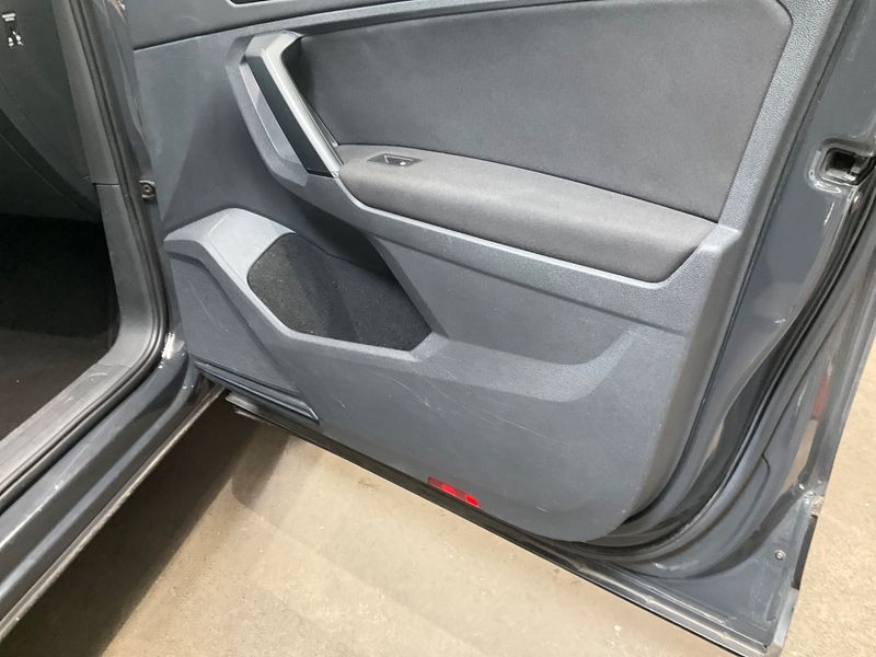 Volkswagen Tiguan 2.0 TDI Trendline 4Motion BlueMotion Tech 2017 – снимка 25
