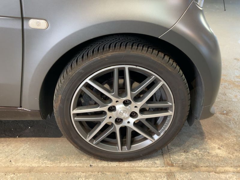 Smart fortwo 0.9 Turbo Brabus Brabus 2018 – снимка 11