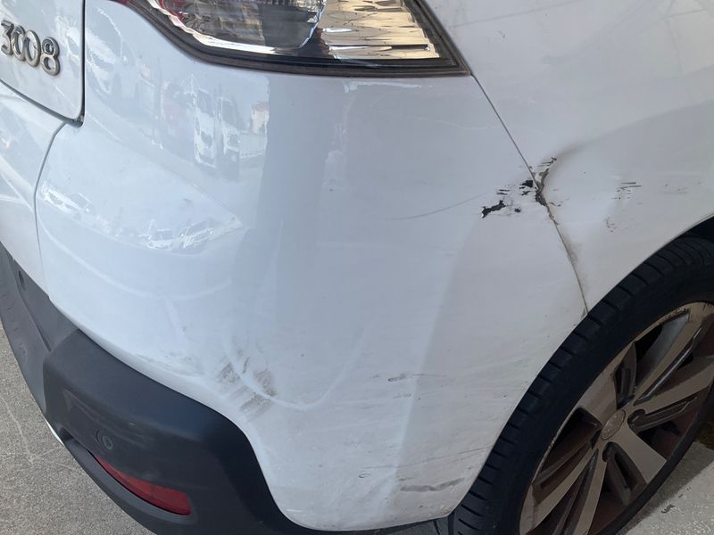 Peugeot 3008 1.6 Blue-HDi Allure 2016 – снимка 33