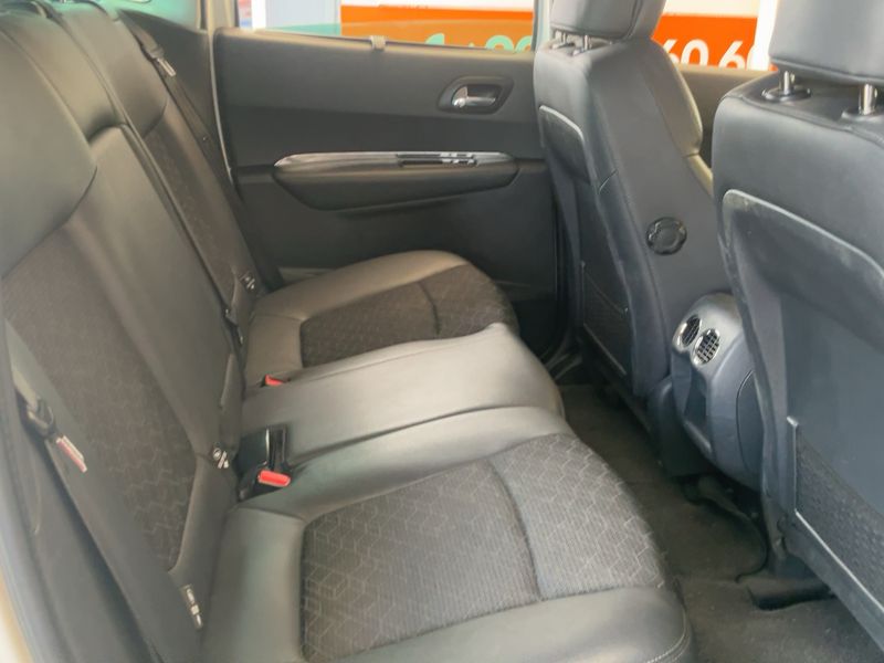 Peugeot 3008 1.6 Blue-HDi Allure 2016 – снимка 19