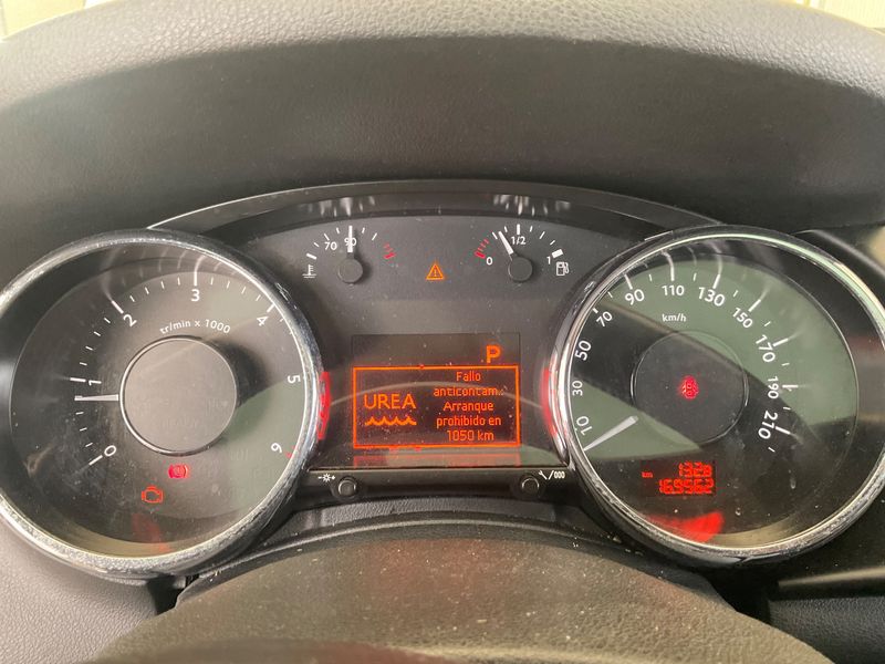 Peugeot 3008 1.6 Blue-HDi Allure 2016 – снимка 31